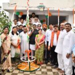 स्वतंत्रता दिवस पर चेम्बर भवन में शान से लहराया तिरंगा, देशभक्ति के नारों से गूंजा परिसर